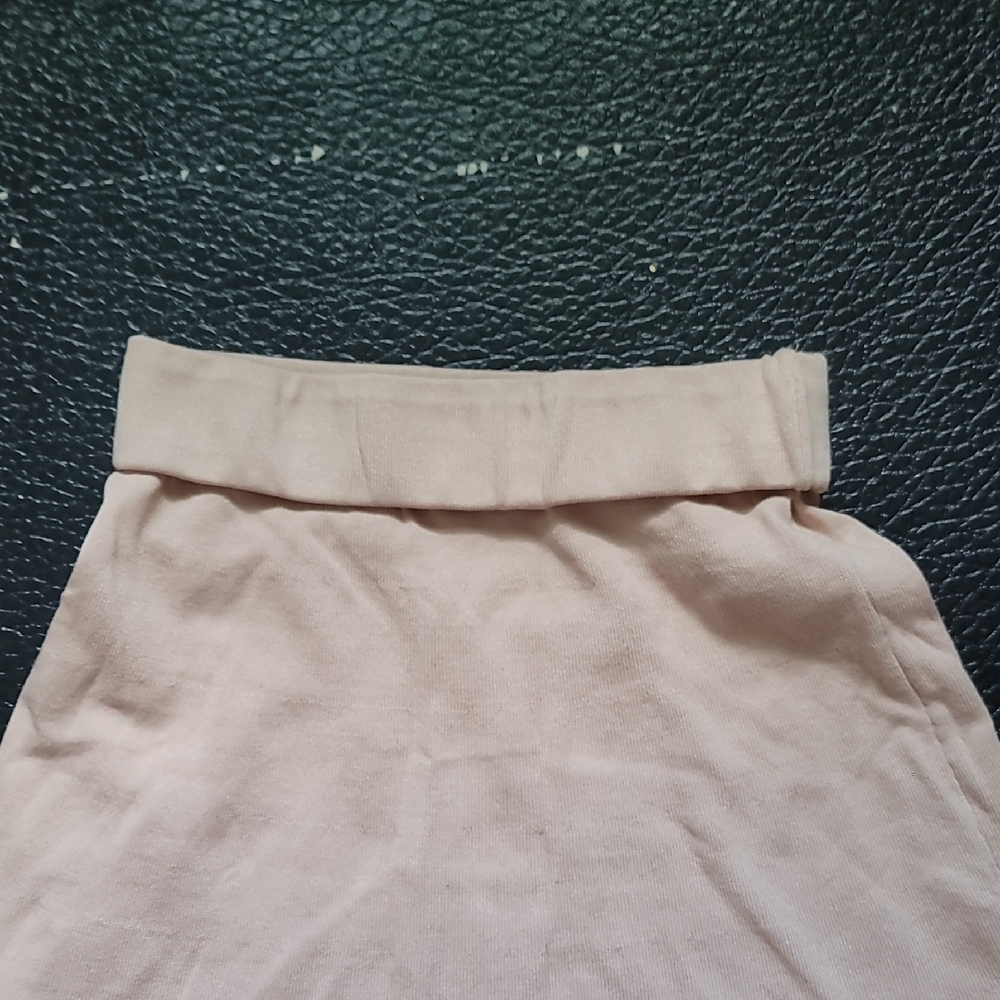 Elegant Cream Women's Skirt - Picture 2 of 4